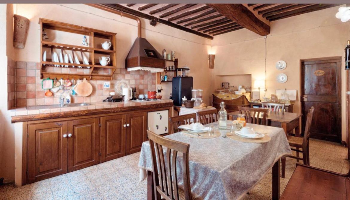 Guesthouse da Idolina dal 1946 Montalcino Eksteriør billede