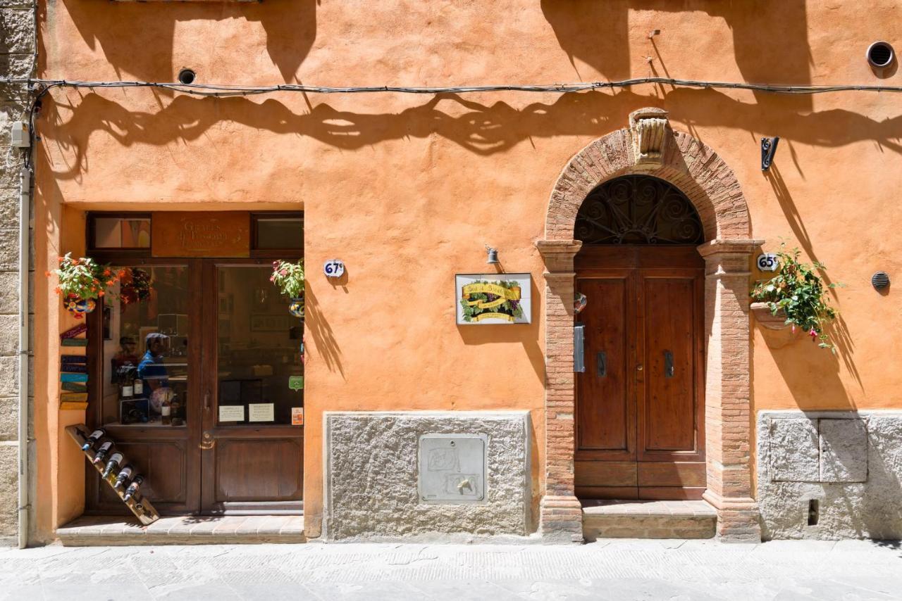 Guesthouse da Idolina dal 1946 Montalcino Eksteriør billede